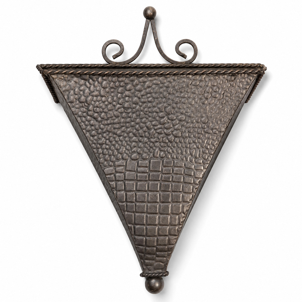 Wall Mounted Metal Planter Vase Rustic Bronze Triangle Floral Pocket Decor